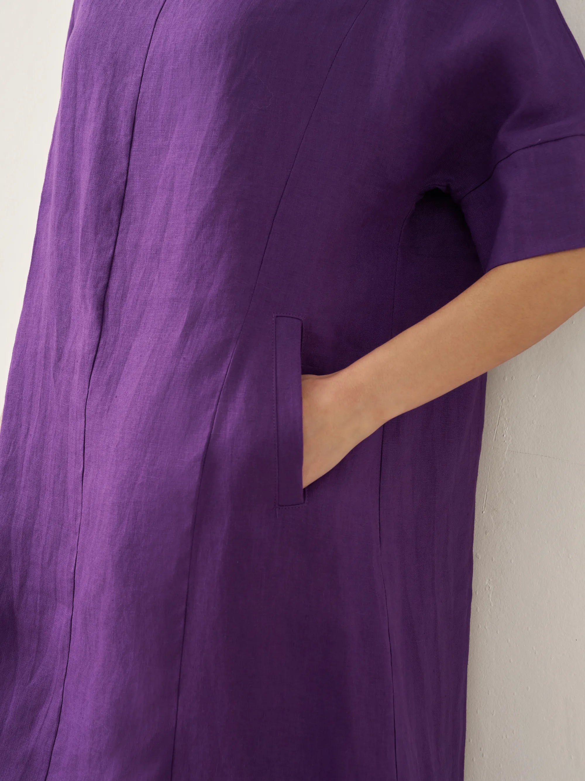 100% Linen V-Neck Pullover Midi Dress AUBREY