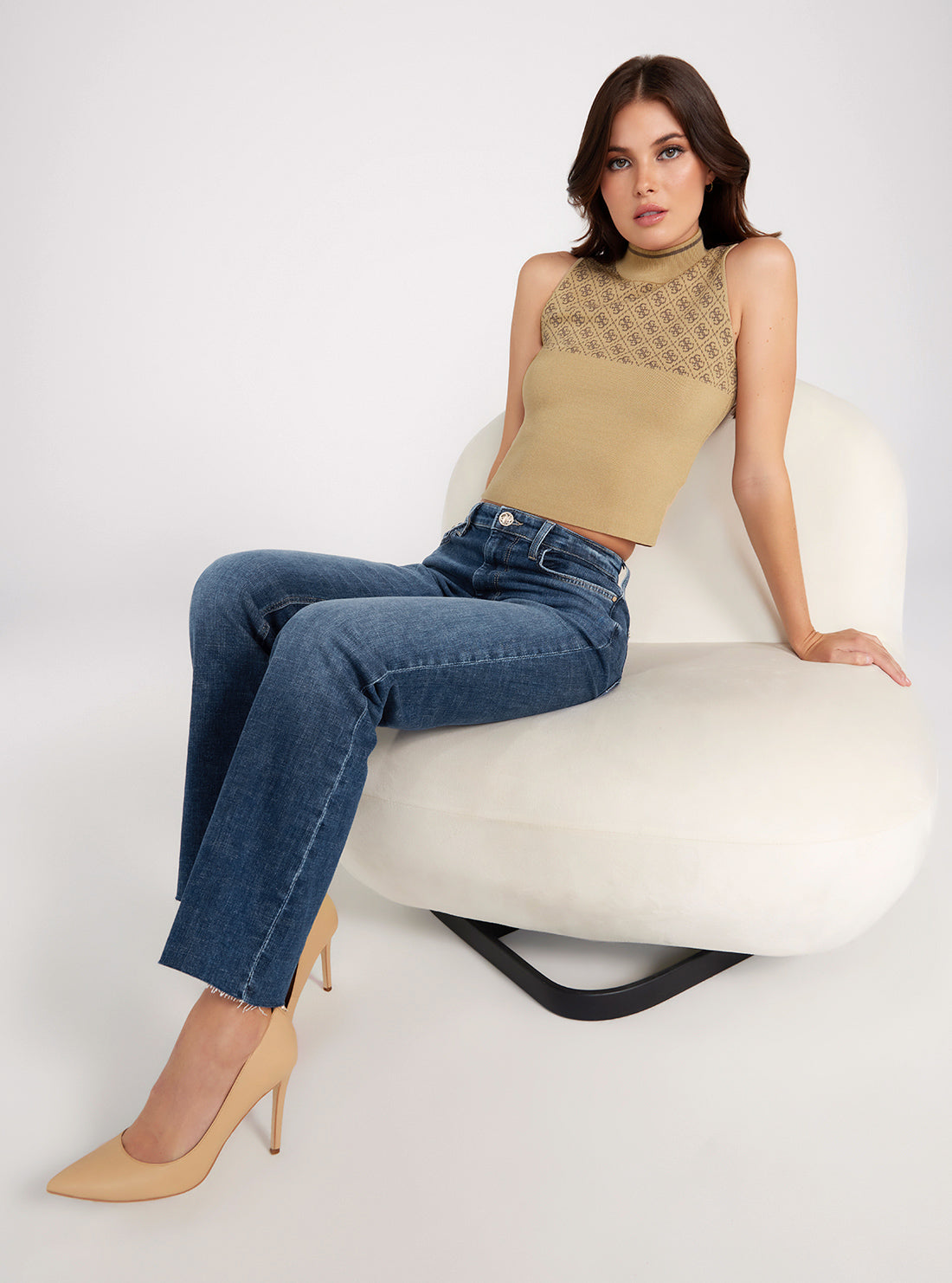 Mid-Rise Straight Leg 80s Denim Jeans In Etosha Wash