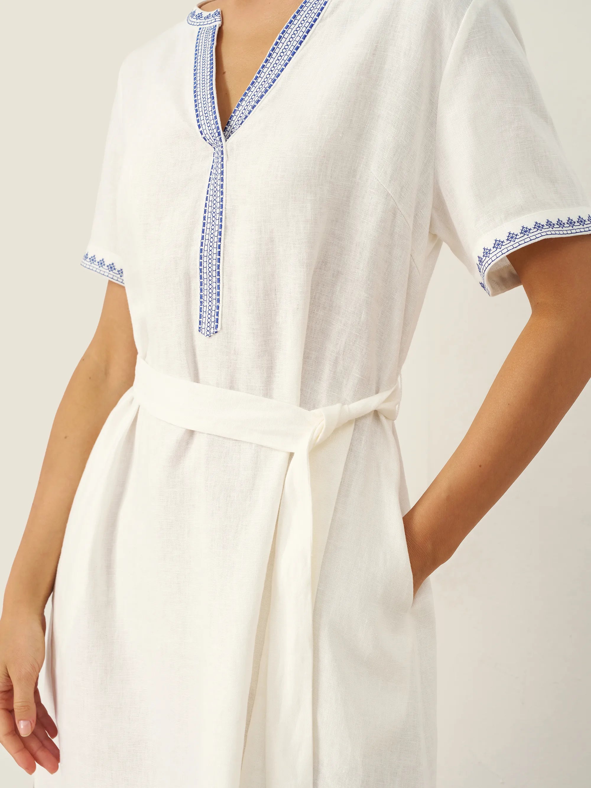 100% Linen Embroidered V-Neck Midi Dress with Belt FELLIS